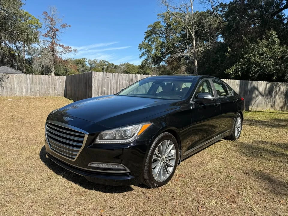 2016 Hyundai Genesis - Image 2 of 14