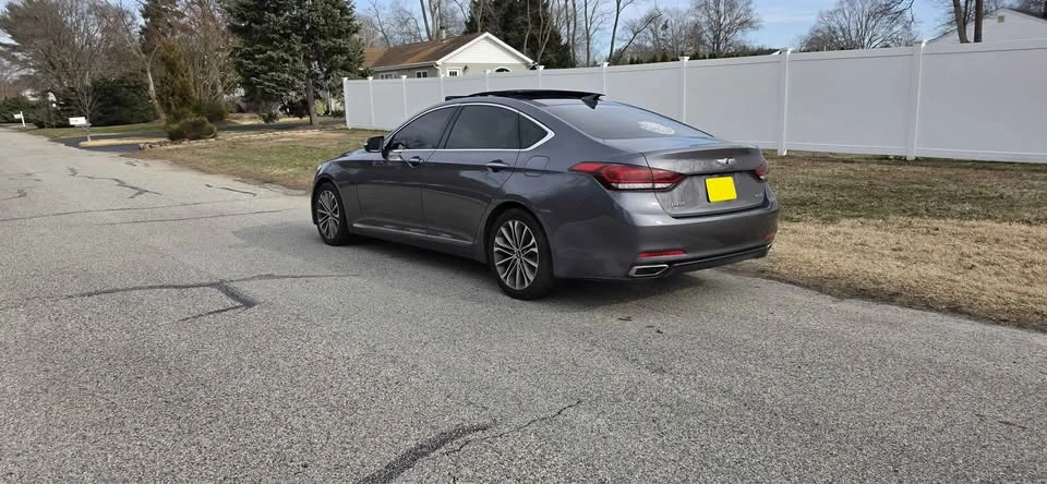 2016 Hyundai Genesis - Image 2 of 15