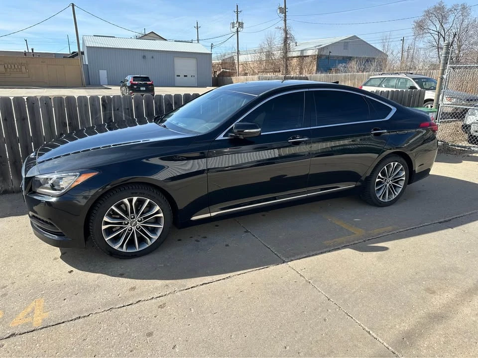 2016 Hyundai Genesis - Image 11 of 11