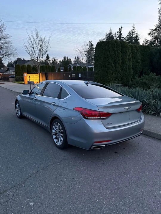 2016 Hyundai Genesis - Image 4 of 8