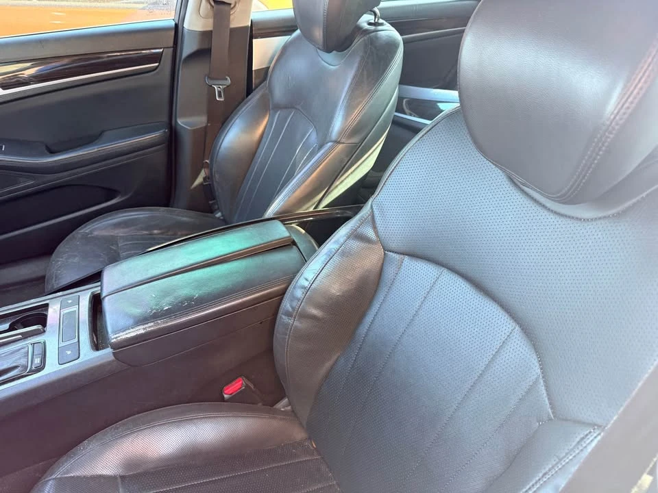 2016 Hyundai Genesis - Image 7 of 8