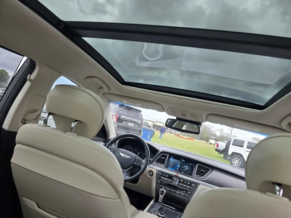 2016 Hyundai Genesis - Image 6 of 6