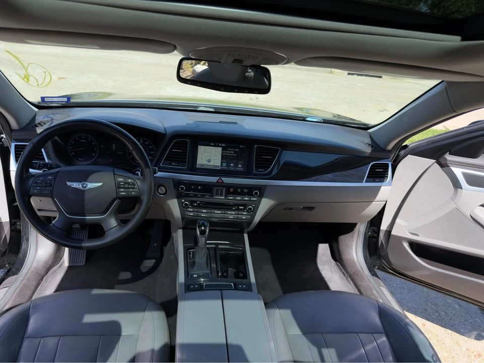 2016 Hyundai Genesis - Image 2 of 6