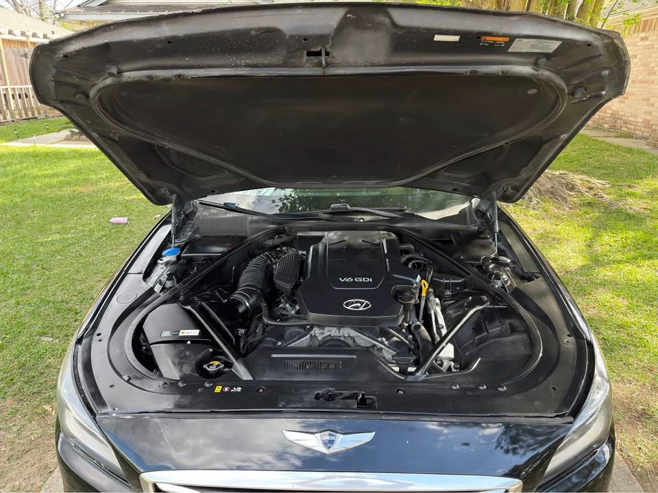 2016 Hyundai Genesis - Image 3 of 11