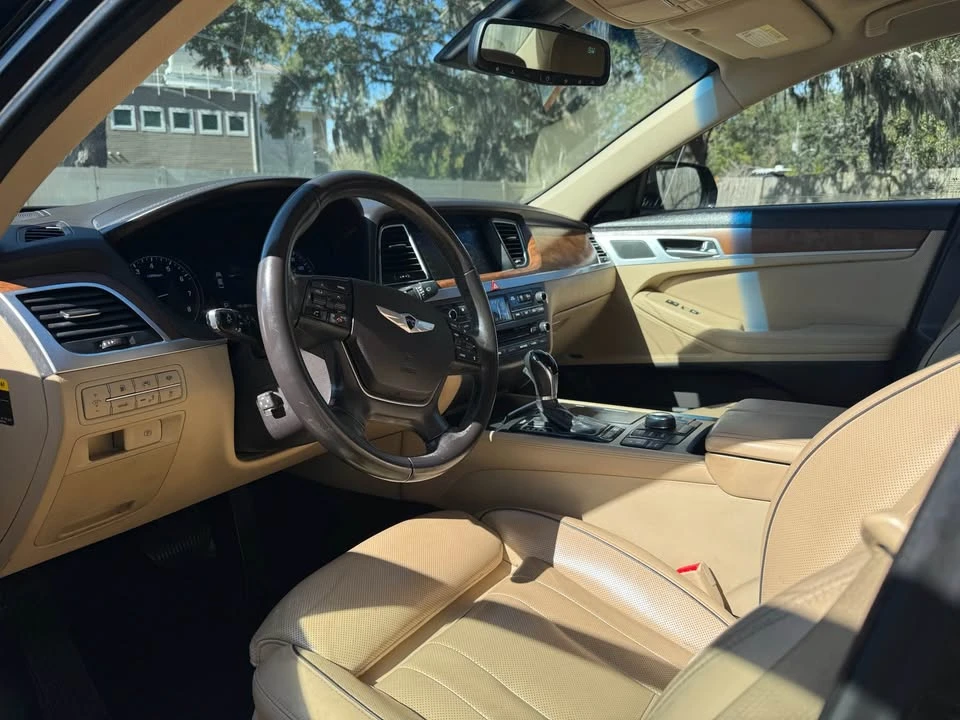 2016 Hyundai Genesis - Image 8 of 14