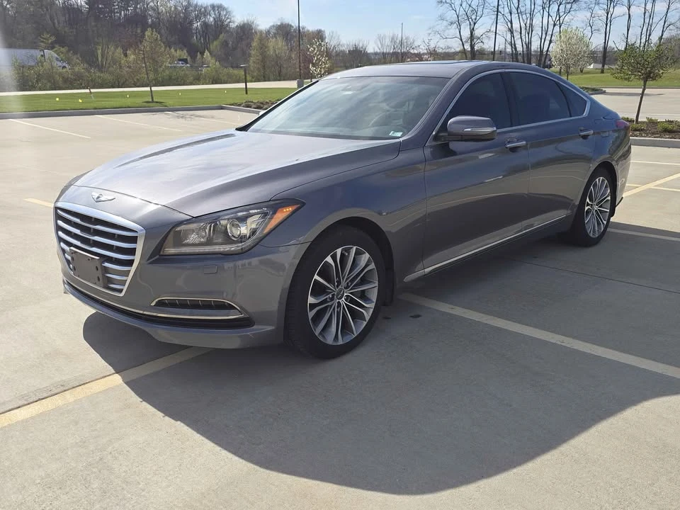 2016 Hyundai Genesis - Image 7 of 11