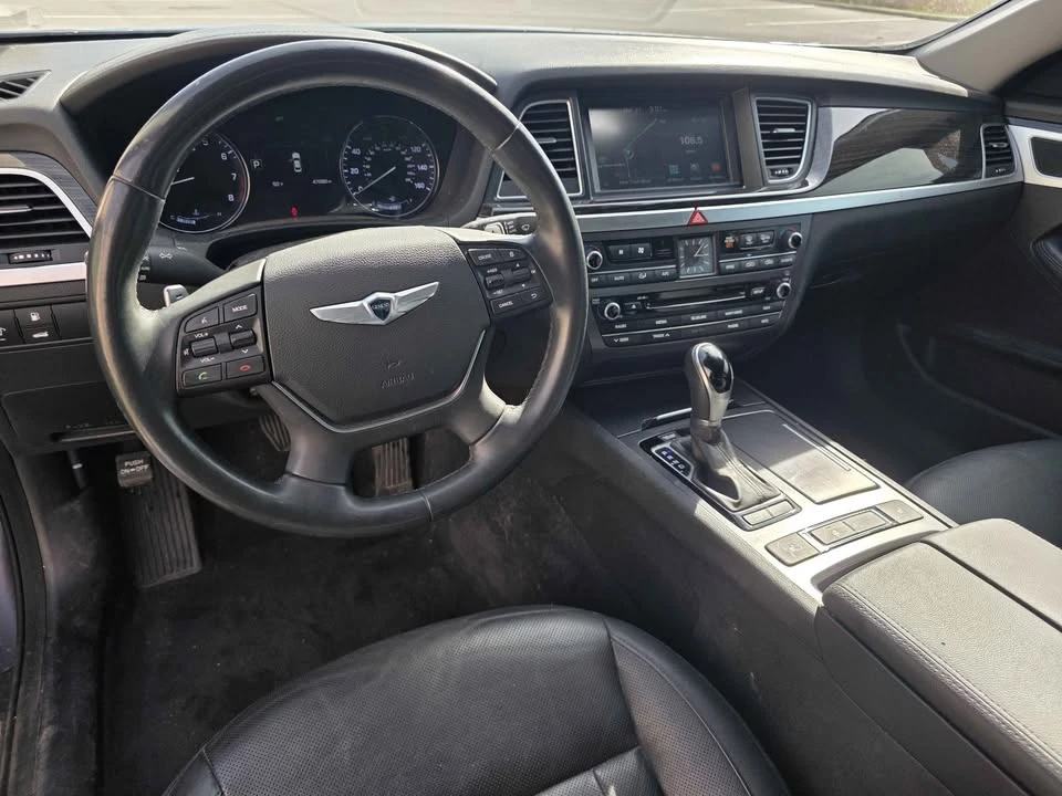 2016 Hyundai Genesis - Image 10 of 12