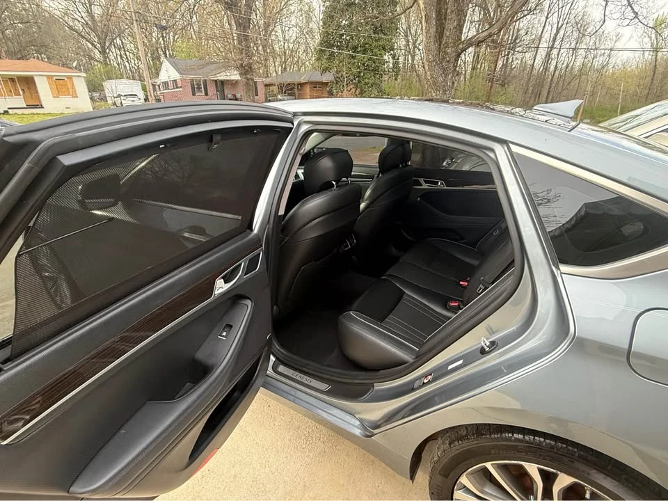 2016 Hyundai Genesis - Image 5 of 9