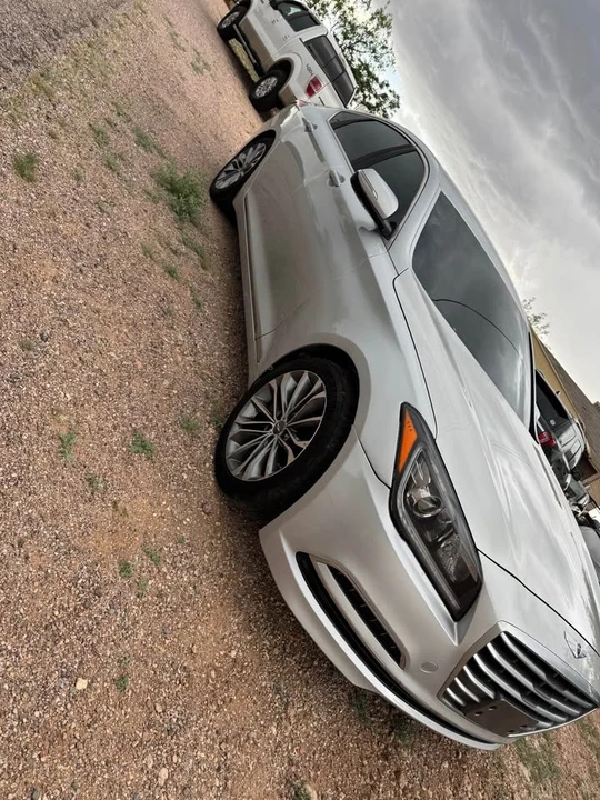 2016 Hyundai Genesis - Image 6 of 20