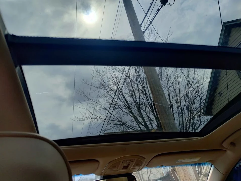 2016 Hyundai Genesis - Image 6 of 13