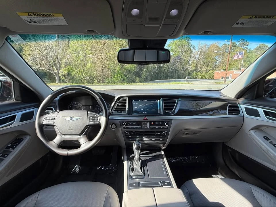 2016 Hyundai Genesis - Image 14 of 20