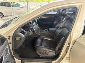 2016 Hyundai Genesis - Image 5 of 7
