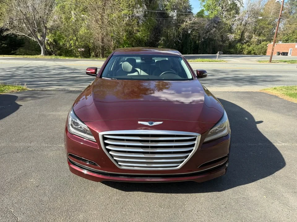 2016 Hyundai Genesis - Image 2 of 20