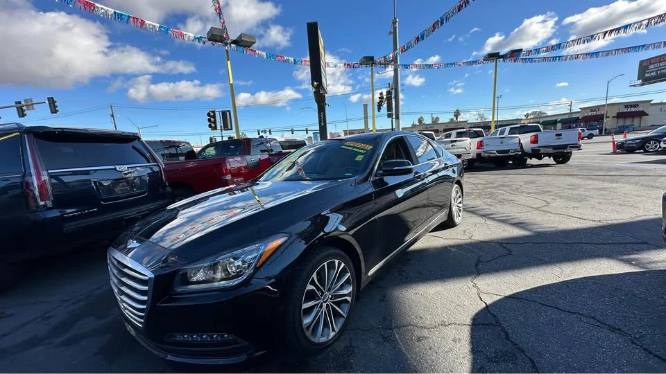 2016 Hyundai Genesis - Image 11 of 11