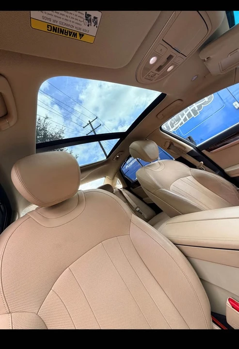 2016 Hyundai Genesis - Image 12 of 14