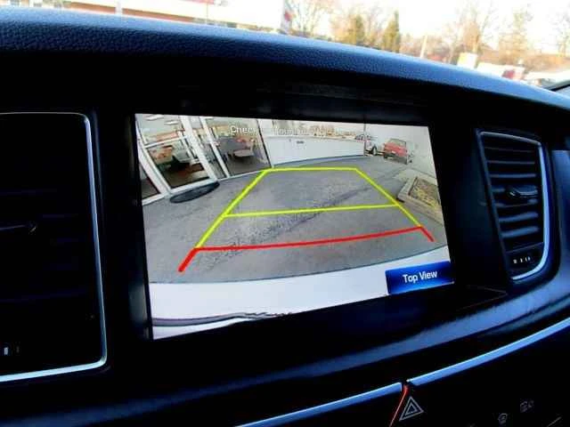 2016 Hyundai Genesis - Image 10 of 18