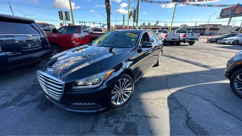 2016 Hyundai Genesis - Image 3 of 11