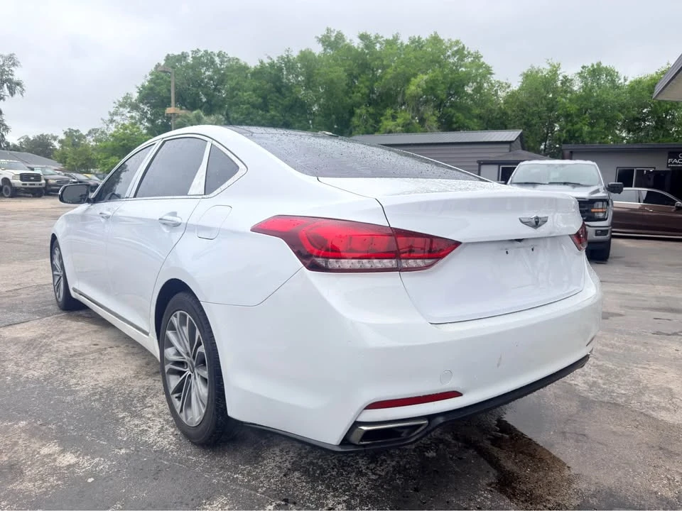 2016 Hyundai Genesis - Image 6 of 18