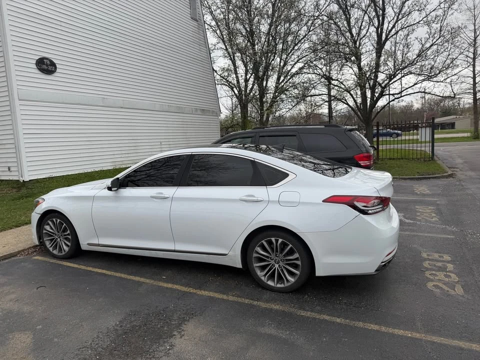 2016 Hyundai Genesis - Image 3 of 10