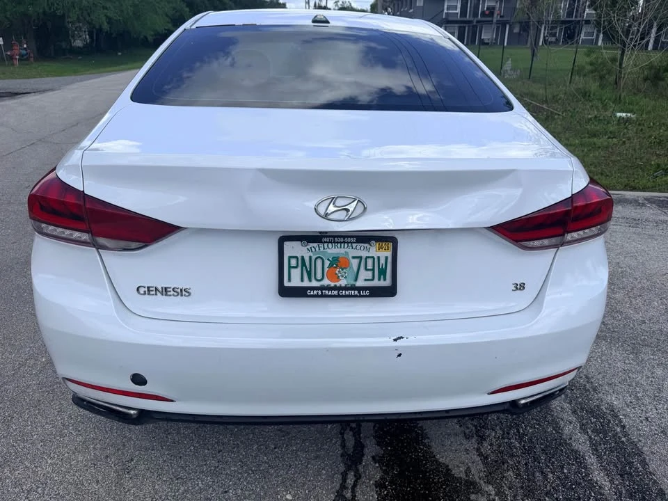 2016 Hyundai Genesis - Image 3 of 9