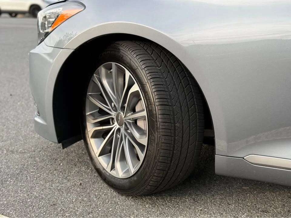 2016 Hyundai Genesis - Image 16 of 16