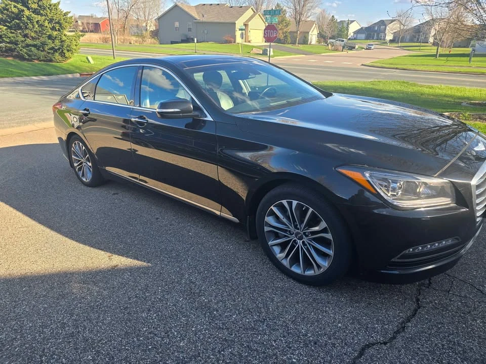 2016 Hyundai Genesis - Image 3 of 9