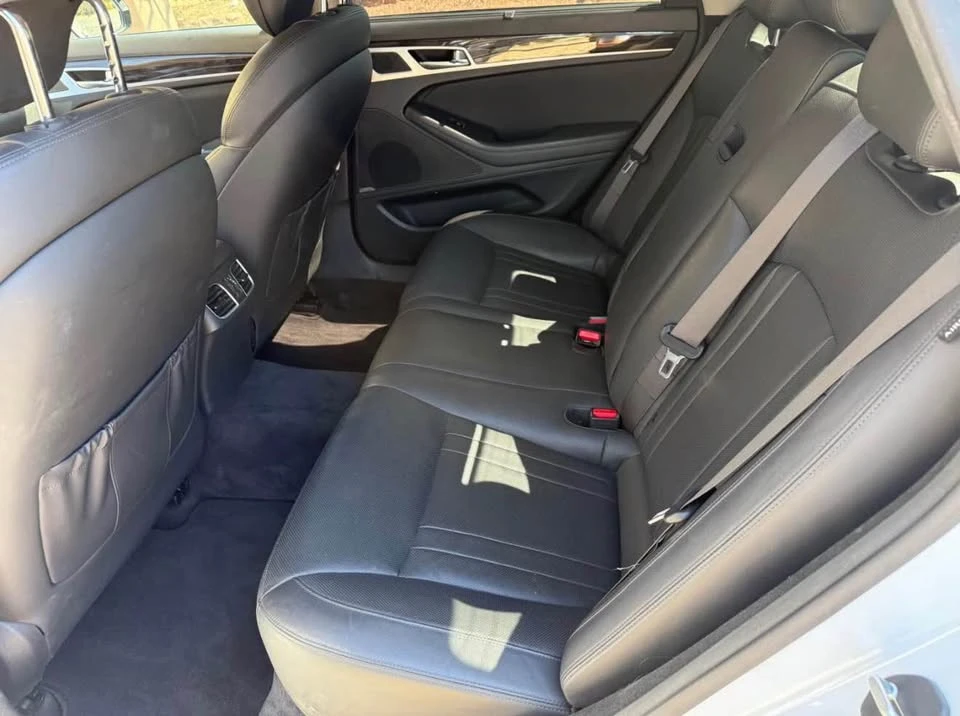 2016 Hyundai Genesis - Image 6 of 6