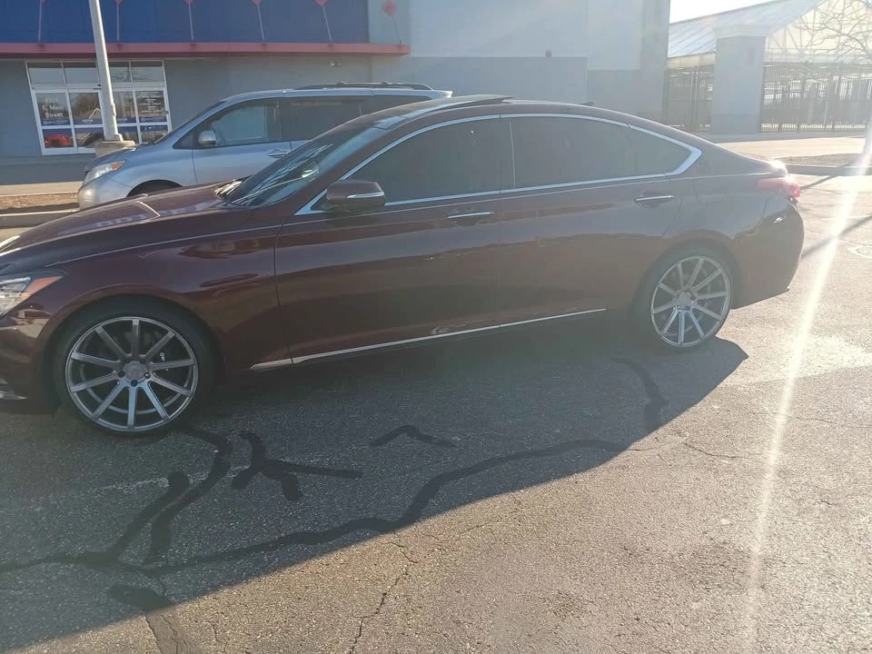 2016 Hyundai Genesis - Image 2 of 6