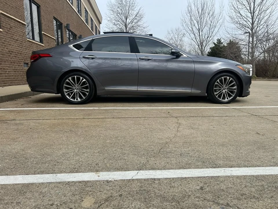 2016 Hyundai Genesis - Image 5 of 20