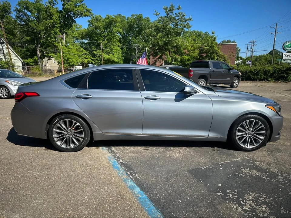 2016 Hyundai Genesis - Image 5 of 20