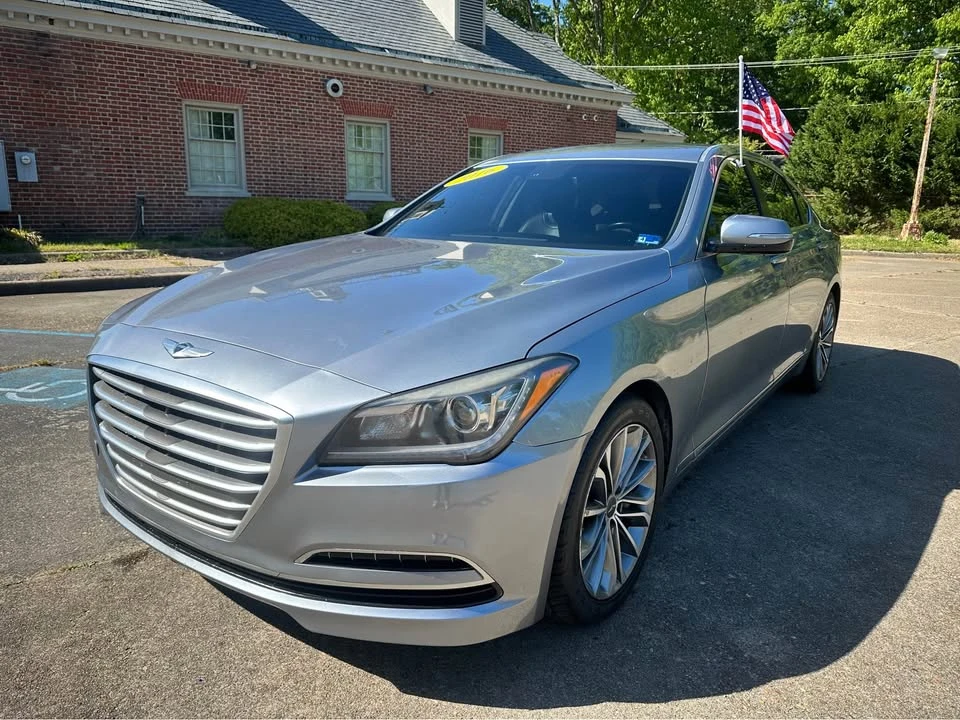 2016 Hyundai Genesis - Image 2 of 20
