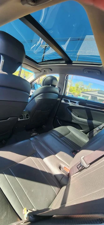 2016 Hyundai Genesis - Image 10 of 10