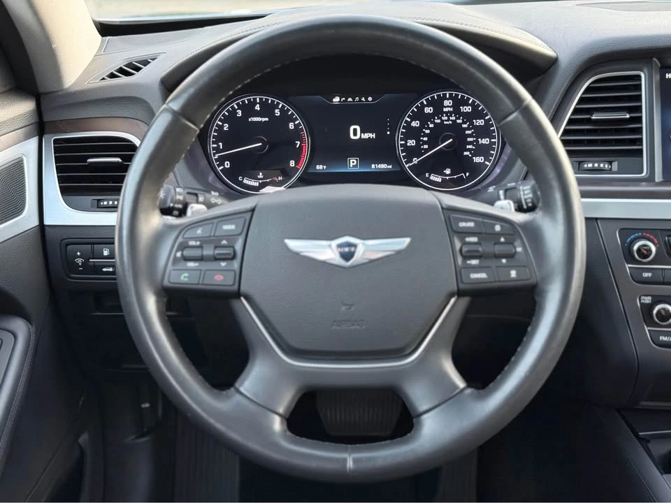 2016 Hyundai Genesis - Image 15 of 17