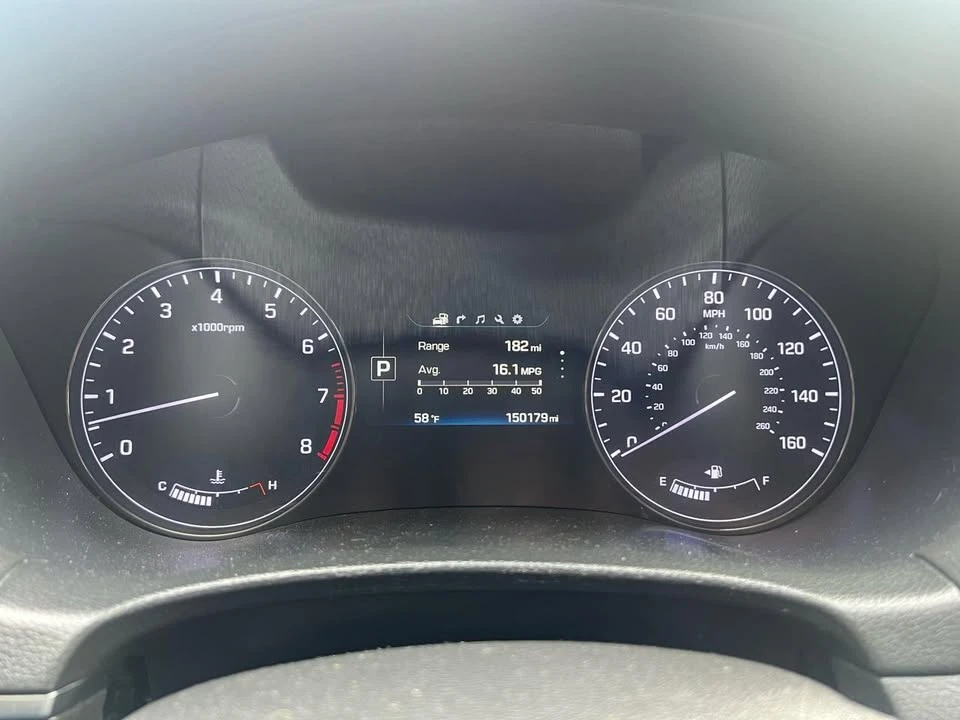 2016 Hyundai Genesis - Image 11 of 20