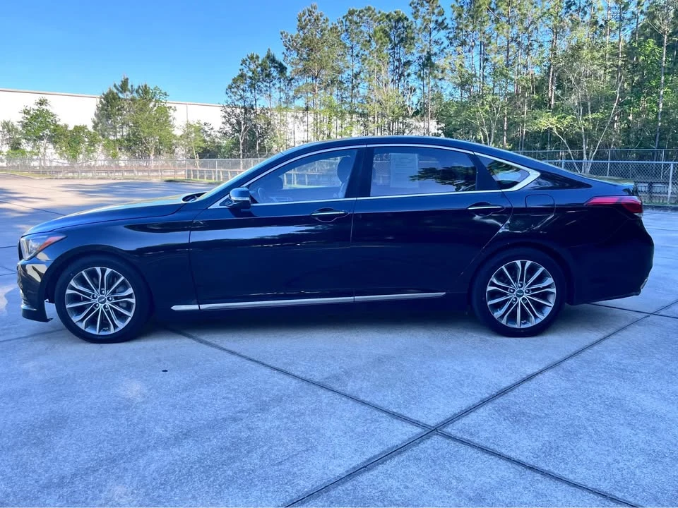 2016 Hyundai Genesis - Image 5 of 13