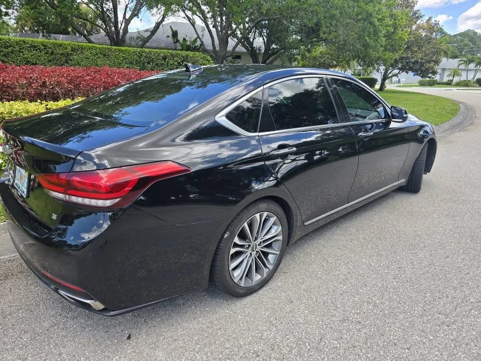 2016 Hyundai Genesis - Image 4 of 20