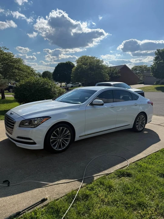 2016 Hyundai Genesis - Image 3 of 8