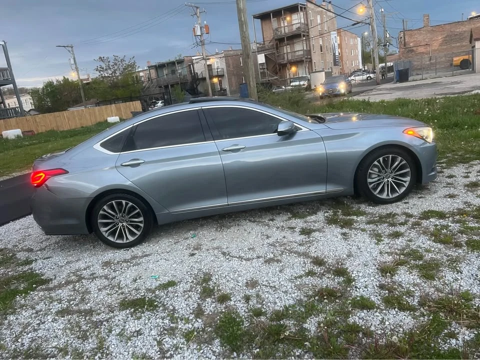 2016 Hyundai Genesis - Image 9 of 9