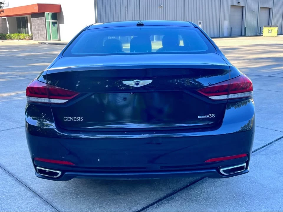 2016 Hyundai Genesis - Image 7 of 13