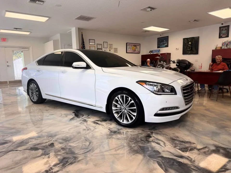 2016 Hyundai Genesis - Image 2 of 18