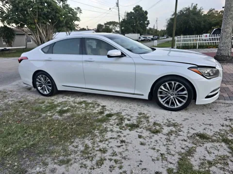 2016 Hyundai Genesis 3.8 Sedan 4D