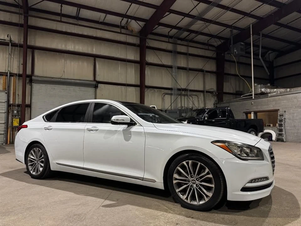 2016 Hyundai Genesis - Image 3 of 20
