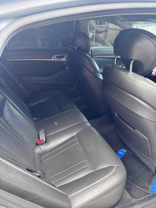 2016 Hyundai Genesis - Image 5 of 5
