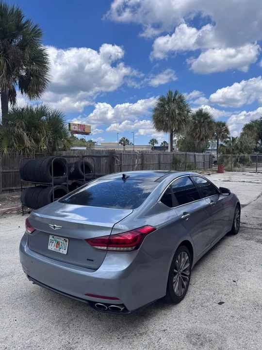 2016 Hyundai Genesis - Image 4 of 5