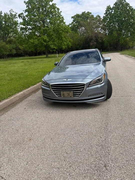 2016 Hyundai Genesis - Image 18 of 20