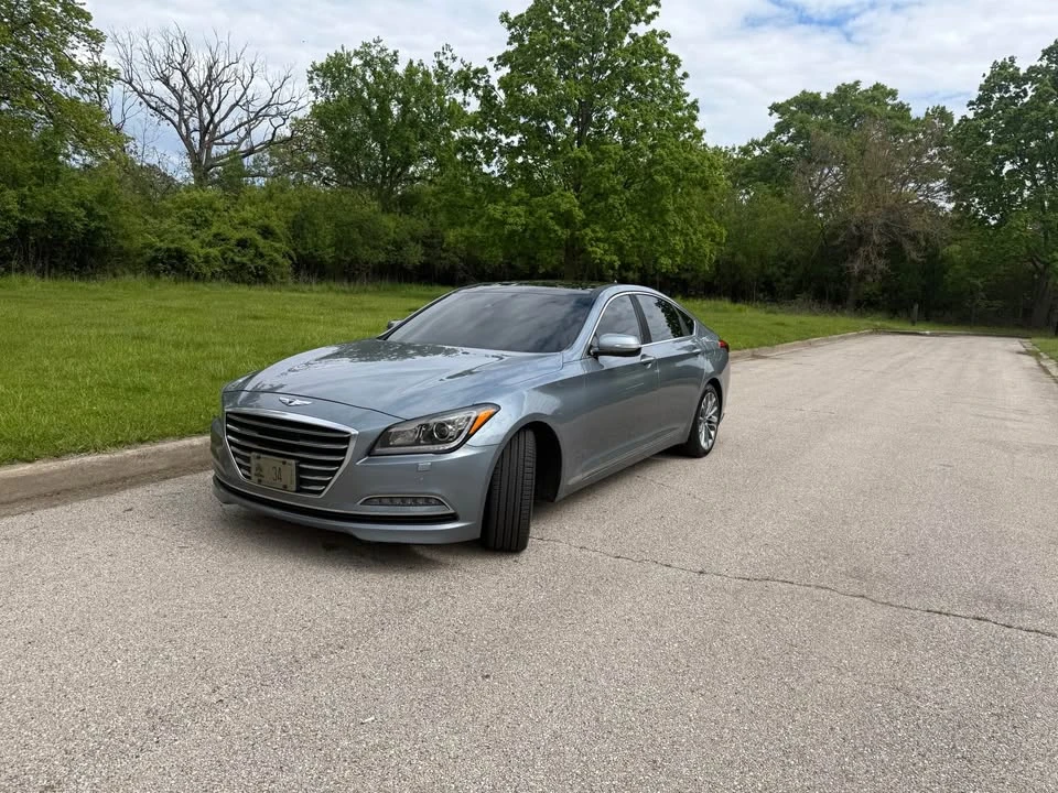 2016 Hyundai Genesis - Image 19 of 20
