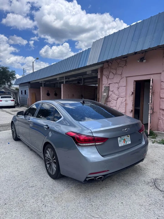 2016 Hyundai Genesis - Image 3 of 5