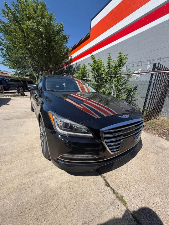 2016 Hyundai Genesis - Image 2 of 8