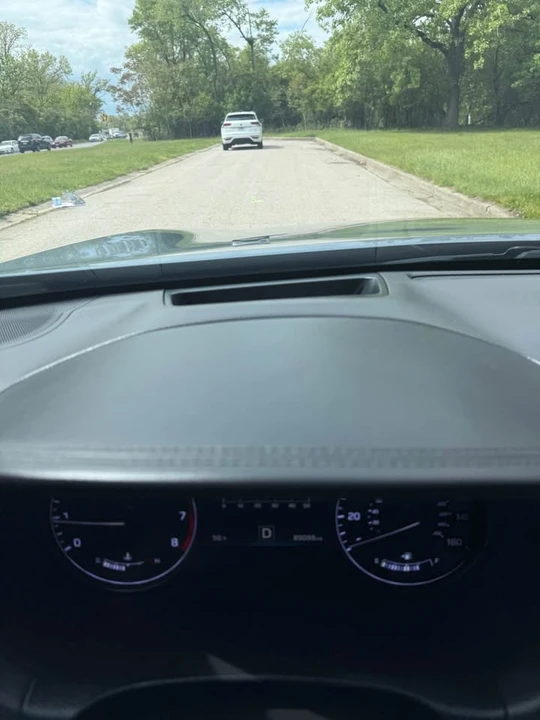 2016 Hyundai Genesis - Image 14 of 20