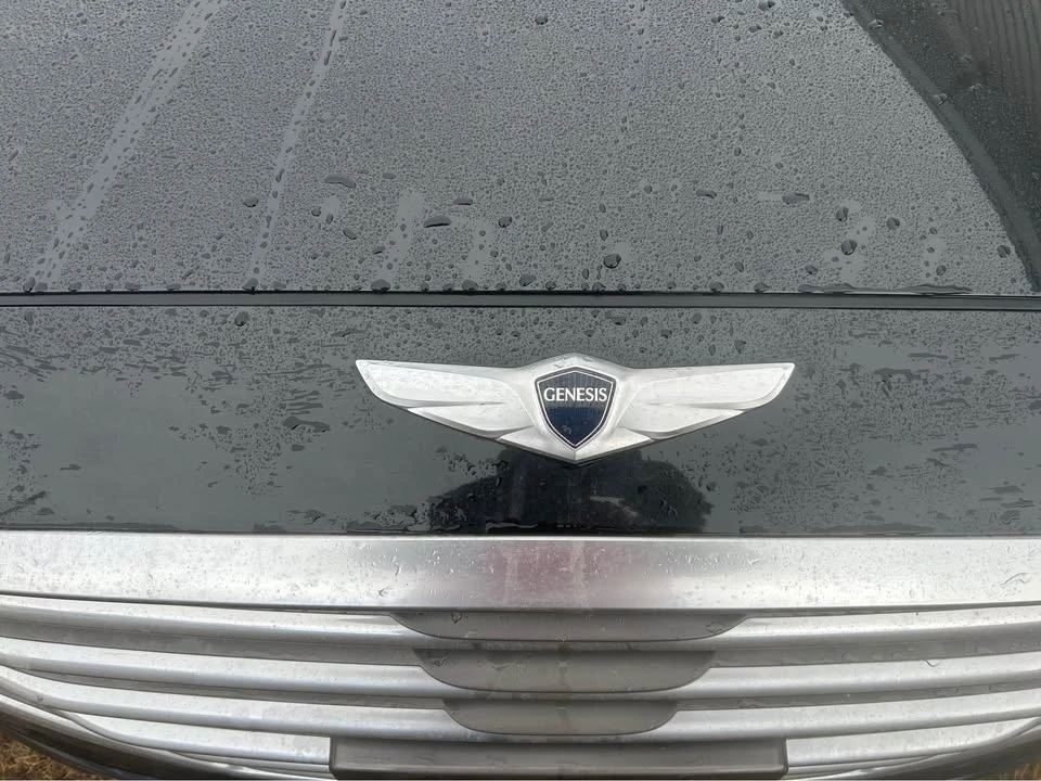 2016 Hyundai Genesis - Image 6 of 11
